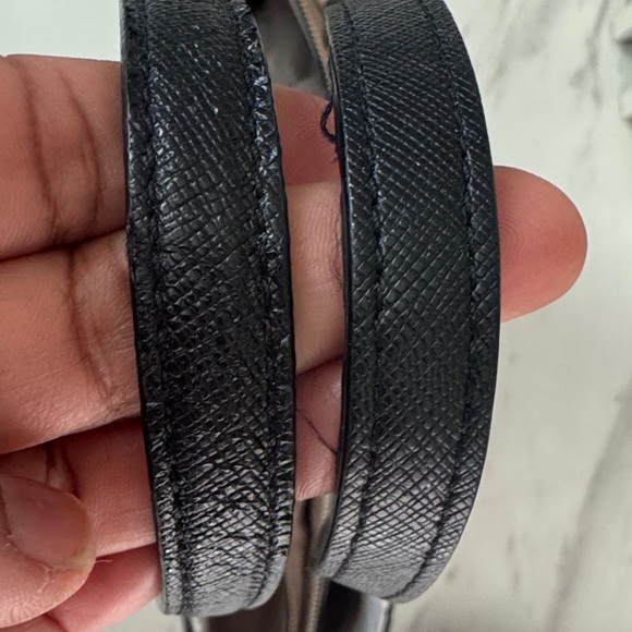 Kate Spade Bundle- Tan and Black Tote and Kate Spade Notebook - Picture 9 of 15